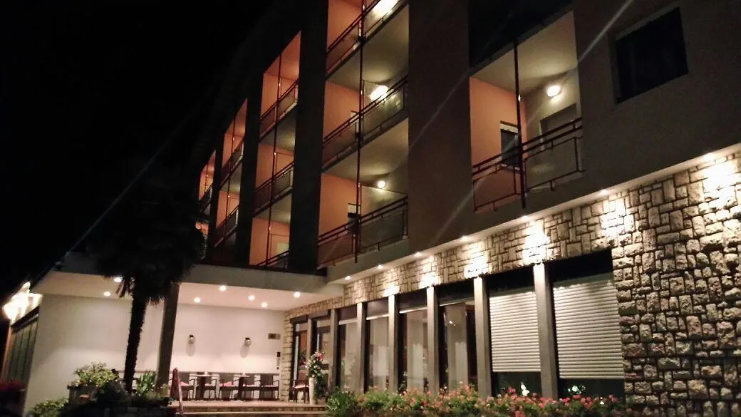 Hotel Levico-1